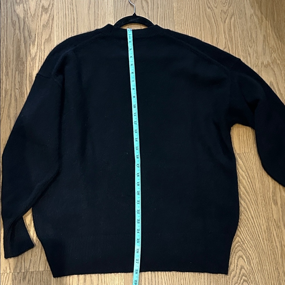 Aritzia Babaton Luxe Cashmere Toba Sweater - Picture 4 of 4